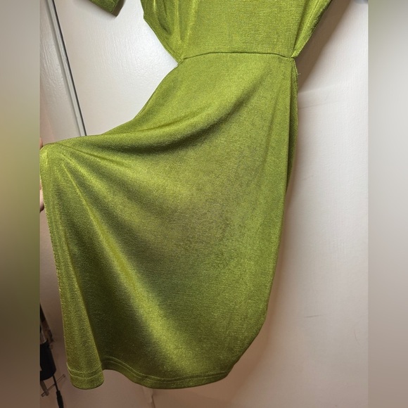 Runaway Claudia Mini Collared Button Front Waist Cut Out Grass Green Dress 6 - Picture 13 of 16